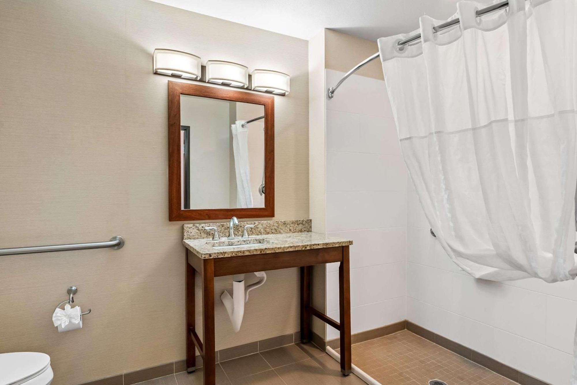 Comfort Inn & Suites Hermiston Eksteriør bilde